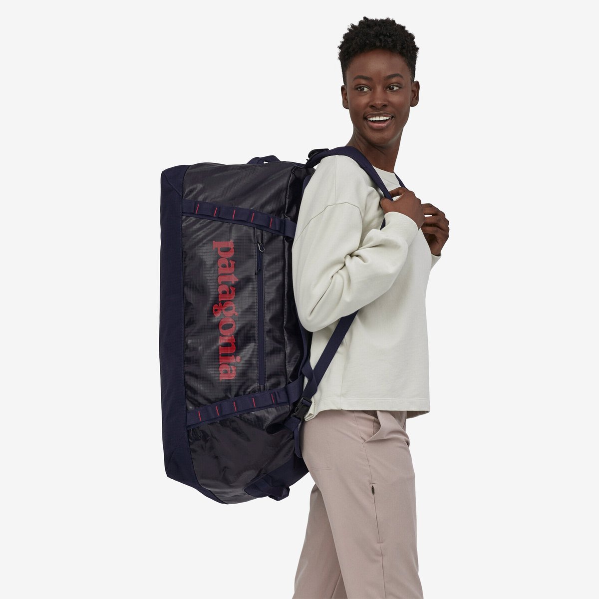 The Patagonia Black Hole 70L Duffel Bag is the perfect travel companion for extended and gear-intensive travel, the Black Hole® Duffel 70L lives for rugged adventure..

You can pick yours up here - bit.ly/3OUmUJq

#Patagonia #duffelbag #beprepared