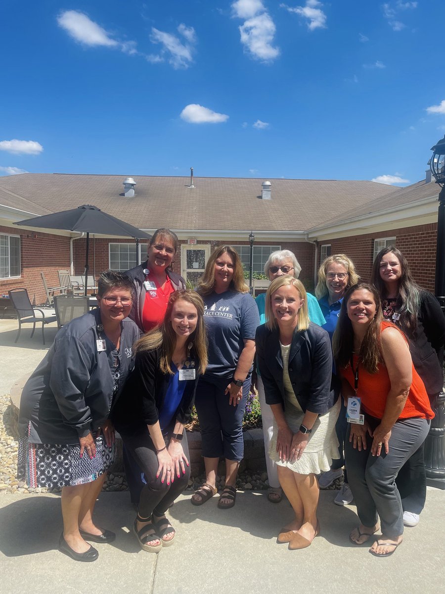 We want to thank our Advisory Board members for partnering with Silver Oaks and always being a great resource to our residents and families! We work together to provide the best care possible for all seniors. 😊