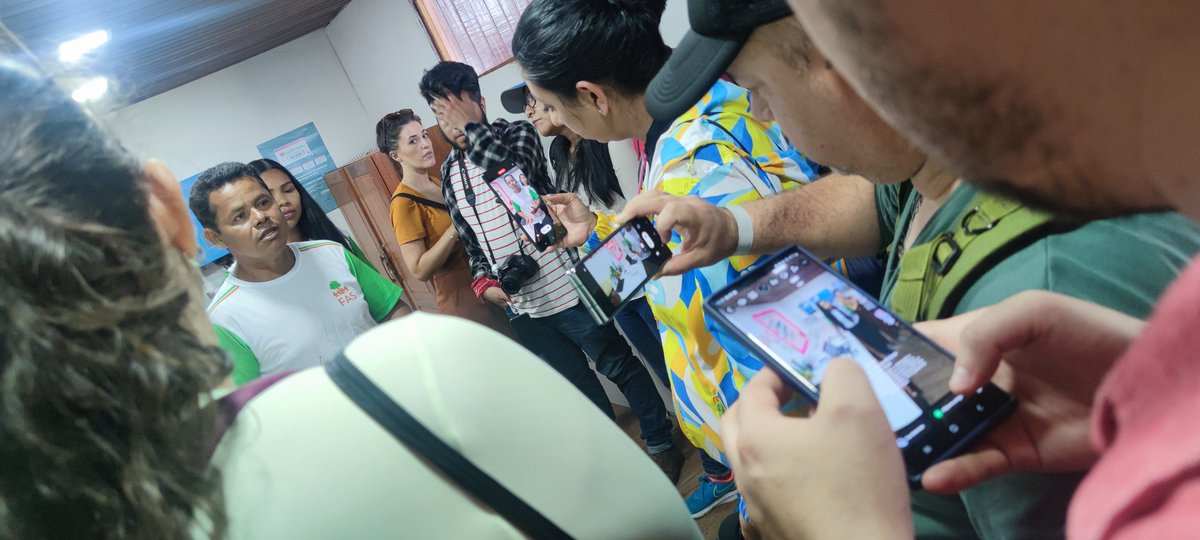 yulderj's tweet image. visita a  #SolarCommunityHub la iniciativa de Dell, Intel y Computer Aid que le trae beneficios ambientales, sociales y económico a las comunidades. De Boa Esperança en el Amazonas de Brasil
@DellnoBrasil @Dell @intelbrasil @intel @computeraid