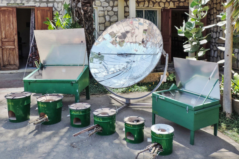 nddMedical's tweet photo. Did you know that the EasyOne FlowTube is a carbon-neutral product?
ndd is offsetting the carbon footprint of the EasyOne FlowTube by providing new and efficient cook stoves for households and institutions in Madagascar.
https://t.co/XRXr6LpPT6
#myclimate #FlowTube https://t.co/9807aLBxu5