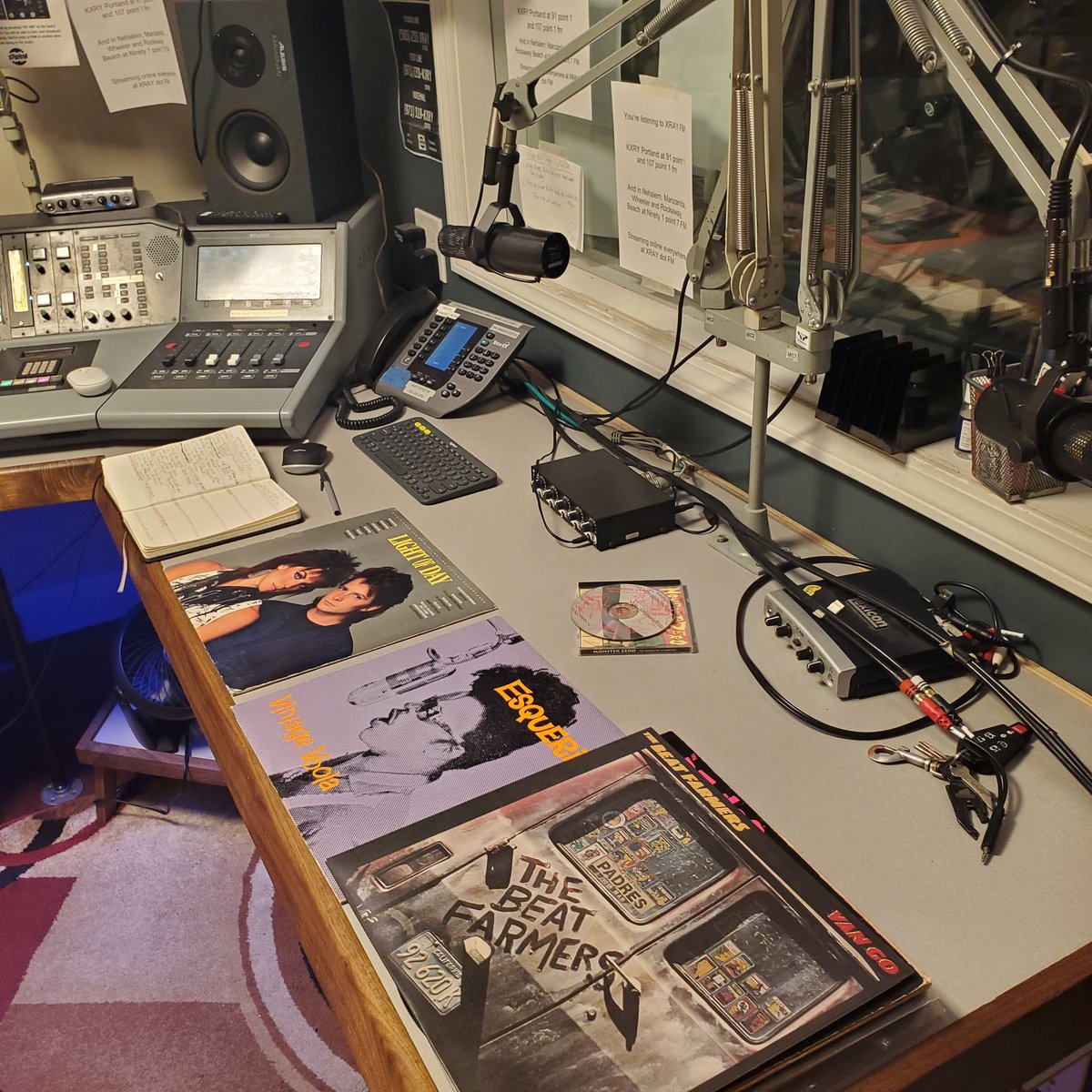 Stapled Spine Fanzine tweet media