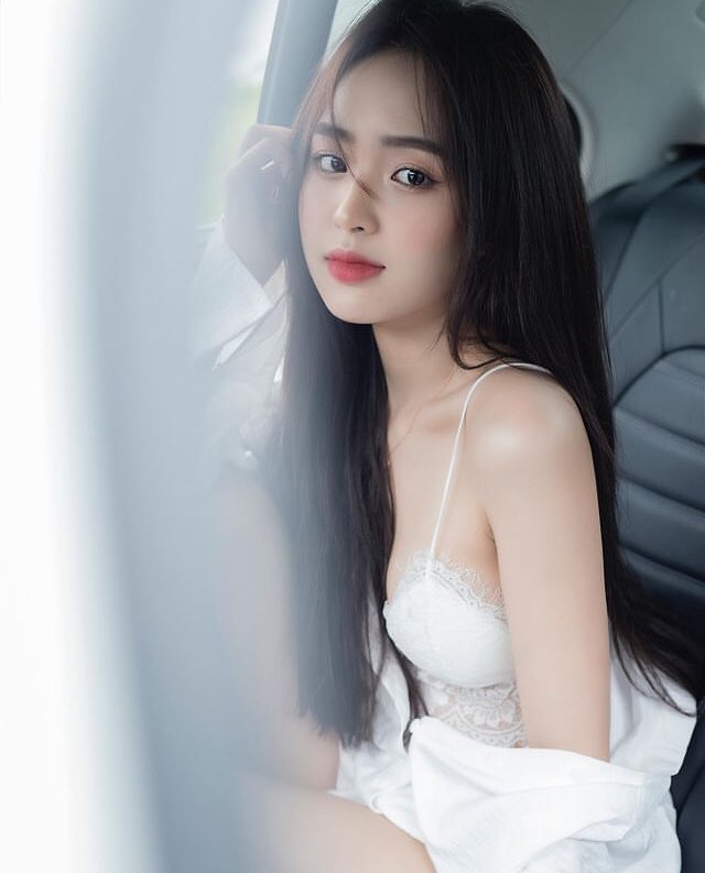 Pinkk5689's tweet photo. こんばんは♪
今日台風の影響凄かったね🌀
ずっと雨やから早く晴れて〜🥺☀️
明日は本指名様の貸切day‼︎♡
楽しみ〜🤍
#西川口花嫁 
＃メンズエステセラピスト 
#花嫁MIU https://t.co/VuePQWyyob