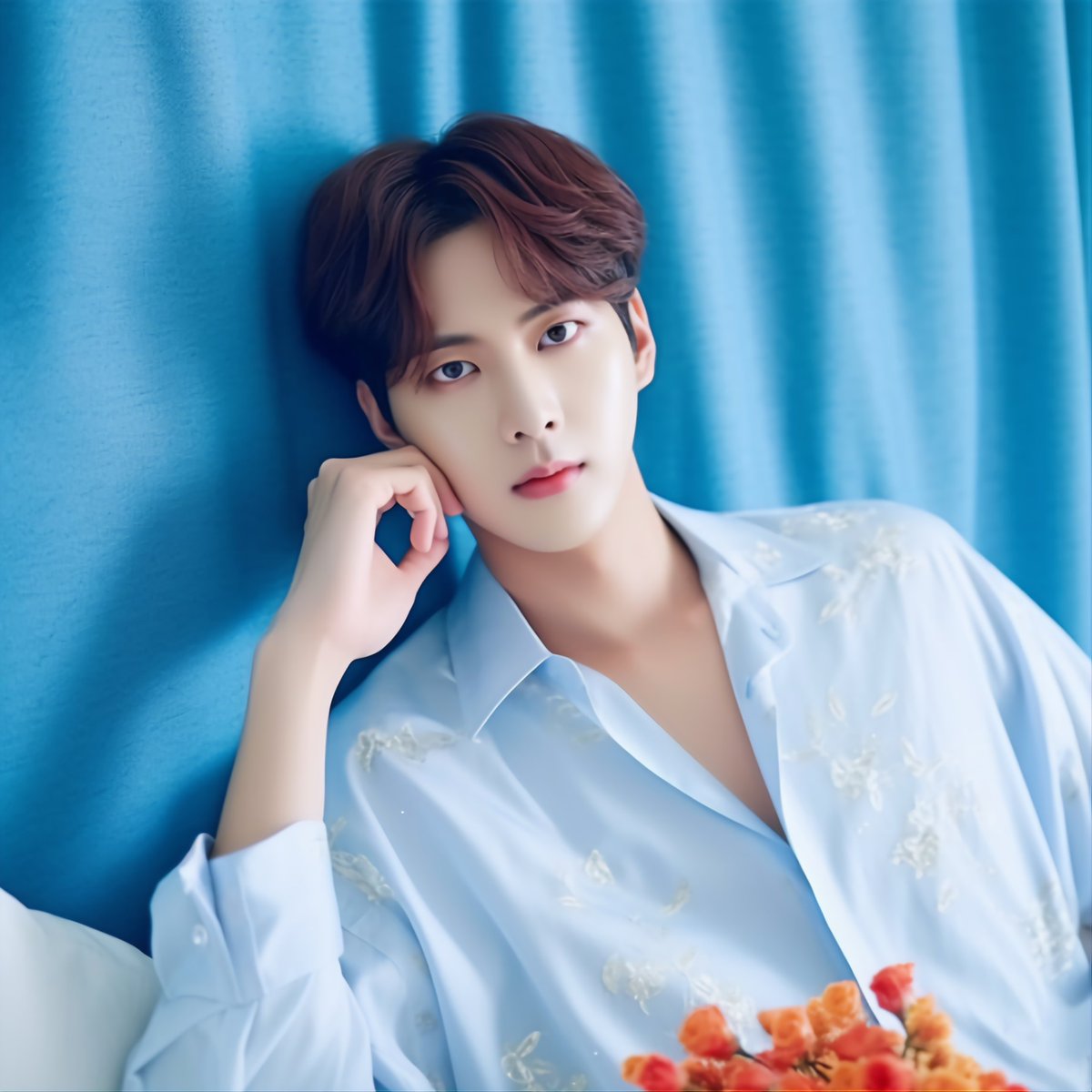 Humanandgame's tweet photo. 하루만 니 방의 침대가 되고 싶어 🥰
I want to be your bed for a day 🥰
.
.
gyu_yeol Instagram
https://t.co/PtIzxdKODS

#Gyuyeol #aiart #aiarts #ai #art #man #model #digitalart #미술 #aiart  #aiarts #Bts #idol #aiidol #kpop #kpopedit #kpopidol #모델 #촬영 #침대 #잘생김 #침대에서 https://t.co/DpS182VFxR