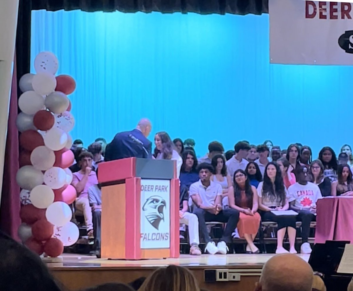 LICABJoe's tweet photo. Love returning to my alma mater, DPHS, to celebrate the Senior Awards night &amp; present one senior with the Community Upstander Award, a $1,000 scholarship.

Congratulations to this year’s winner, Ms. Yasmine Sanchez!

@DeerParkEdu @LI_CAB https://t.co/a3jIF9SMjB