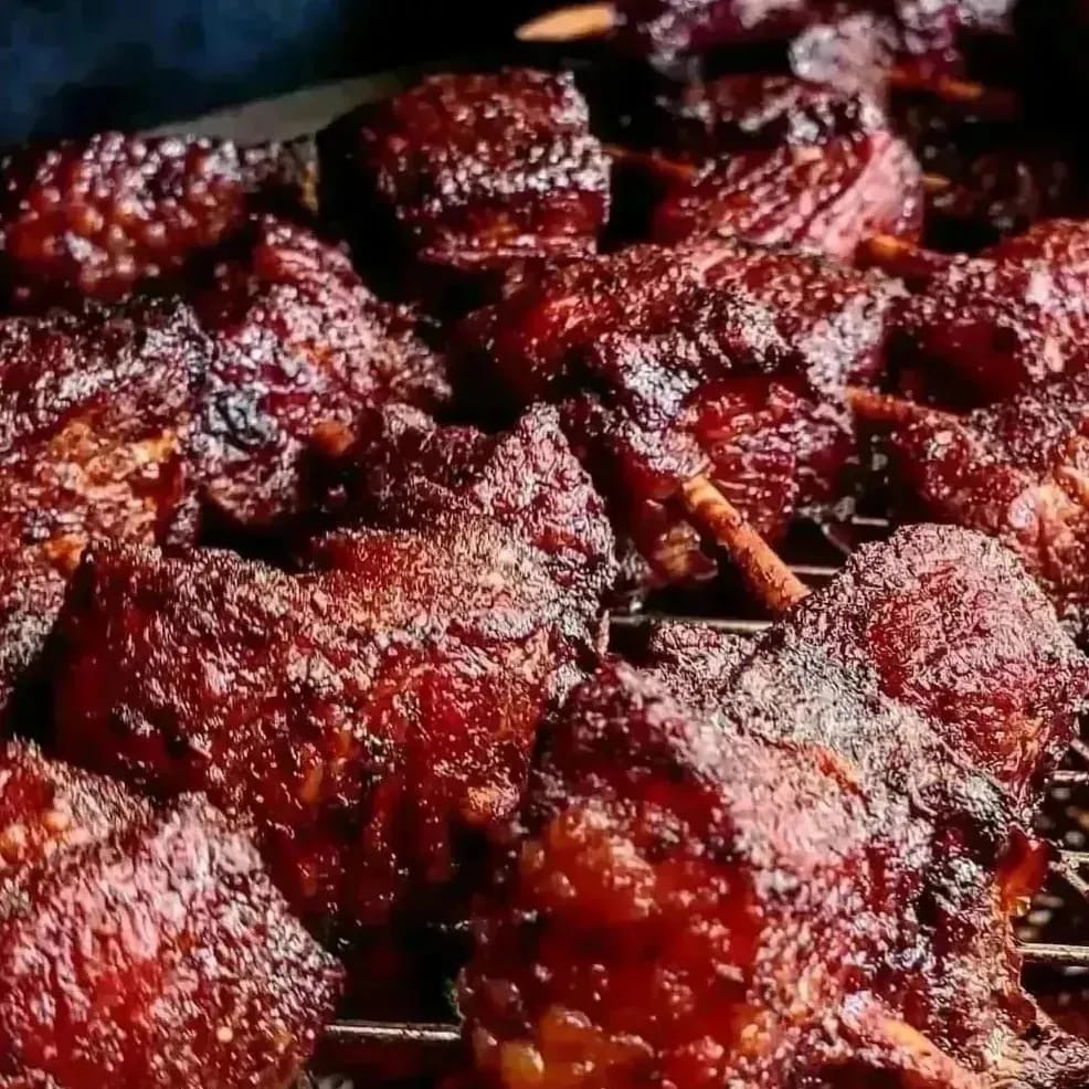 CrownAnchorPub's tweet photo. This evening at the pub, Texas style BBQ starting at 5:30pm 🍺😀

#BBQ #TexasStyleBBQ #CowlicksBBQ #EnglishPub #Pub https://t.co/U3iTPALHYb