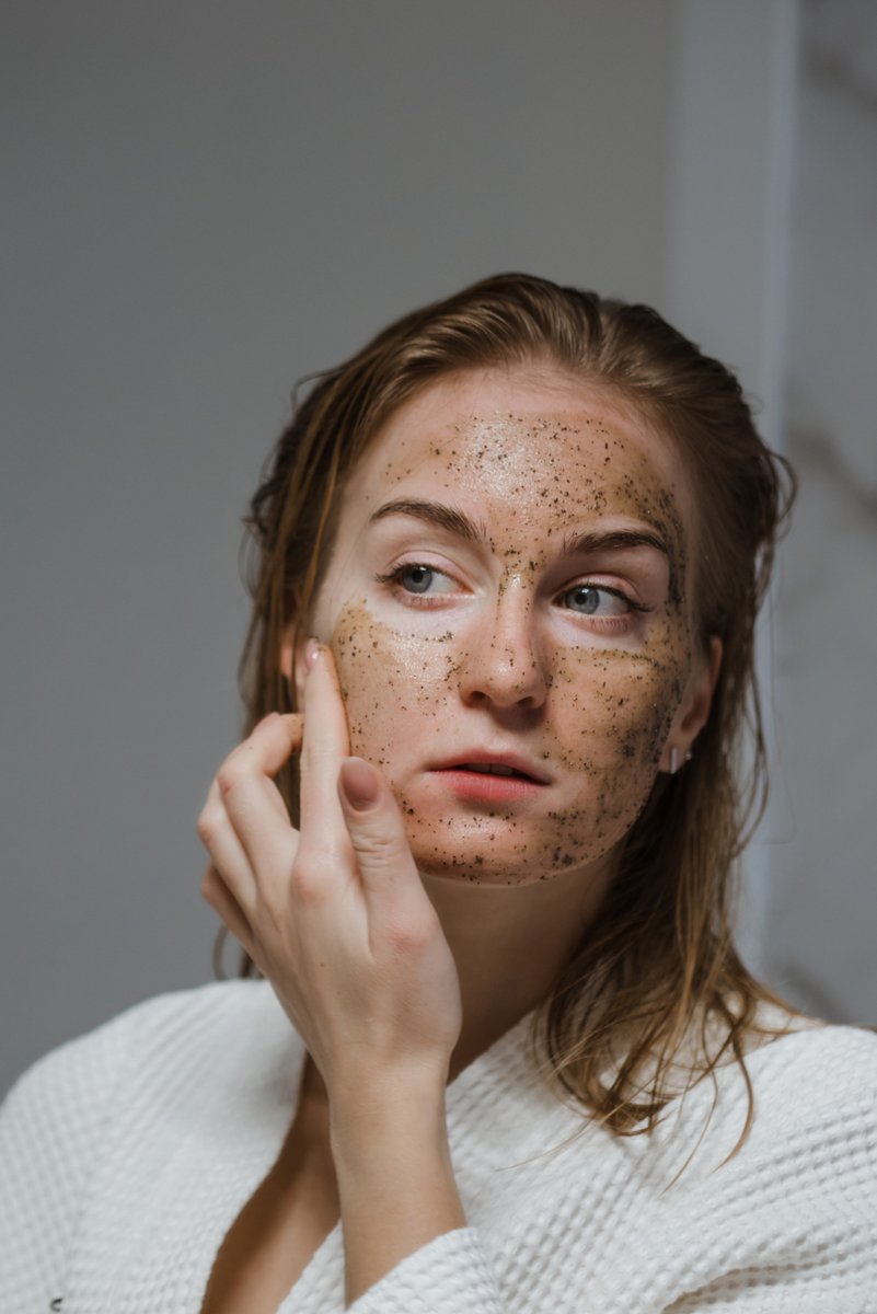 InfluencerFuell's tweet photo. 🌟 Ready to achieve that radiant glow? ✨ Discover the secrets to flawless skin with my top #skincare tips! From nourishing cleansers to hydrating serums, let's unlock your natural beauty.🌸 #SkincareRoutine #BeautyTips #healthyskin 
https://t.co/KqnVZpZcPS https://t.co/ZRnNWIHV4O