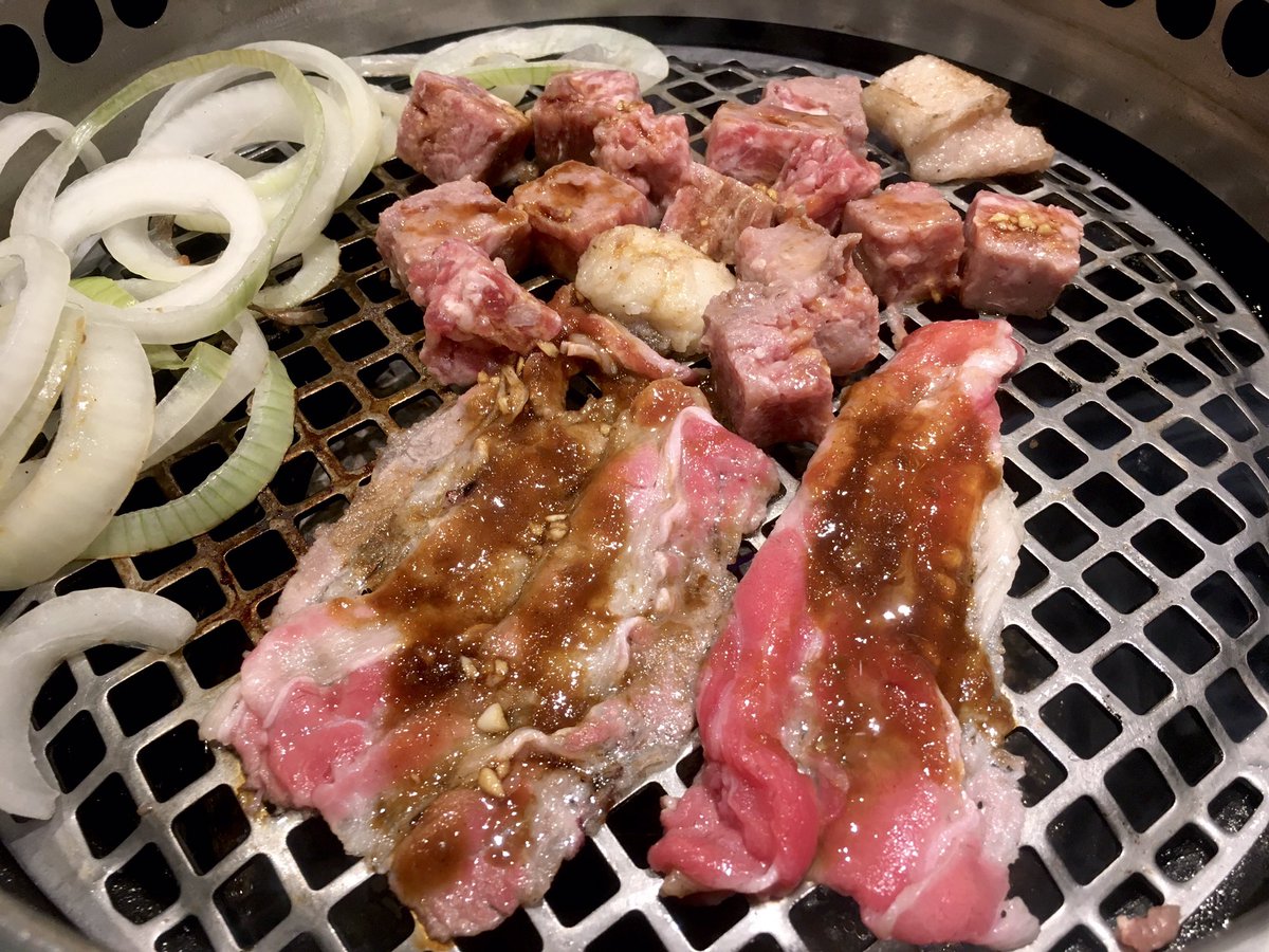 Grillin’…. AGAIN! 🤣🥩🔥
Really “Week of Rewards” 😁👏🏻
いただきます🙏🏻🙌🏻

#allyoucaneat #grill #thankyou