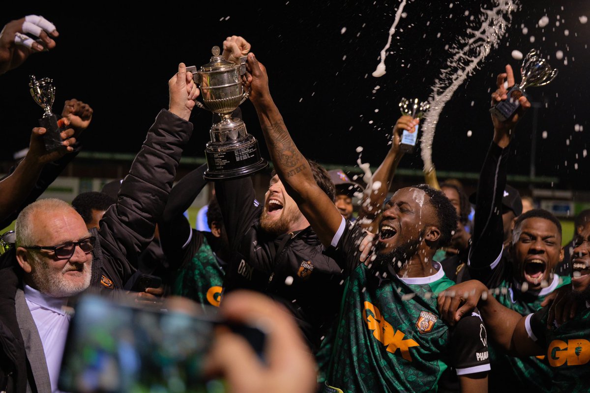 SE DØNS PLUMSTEAD CUP <a href="/sedonsfc/">*MIGHTY SE DØNS *</a>