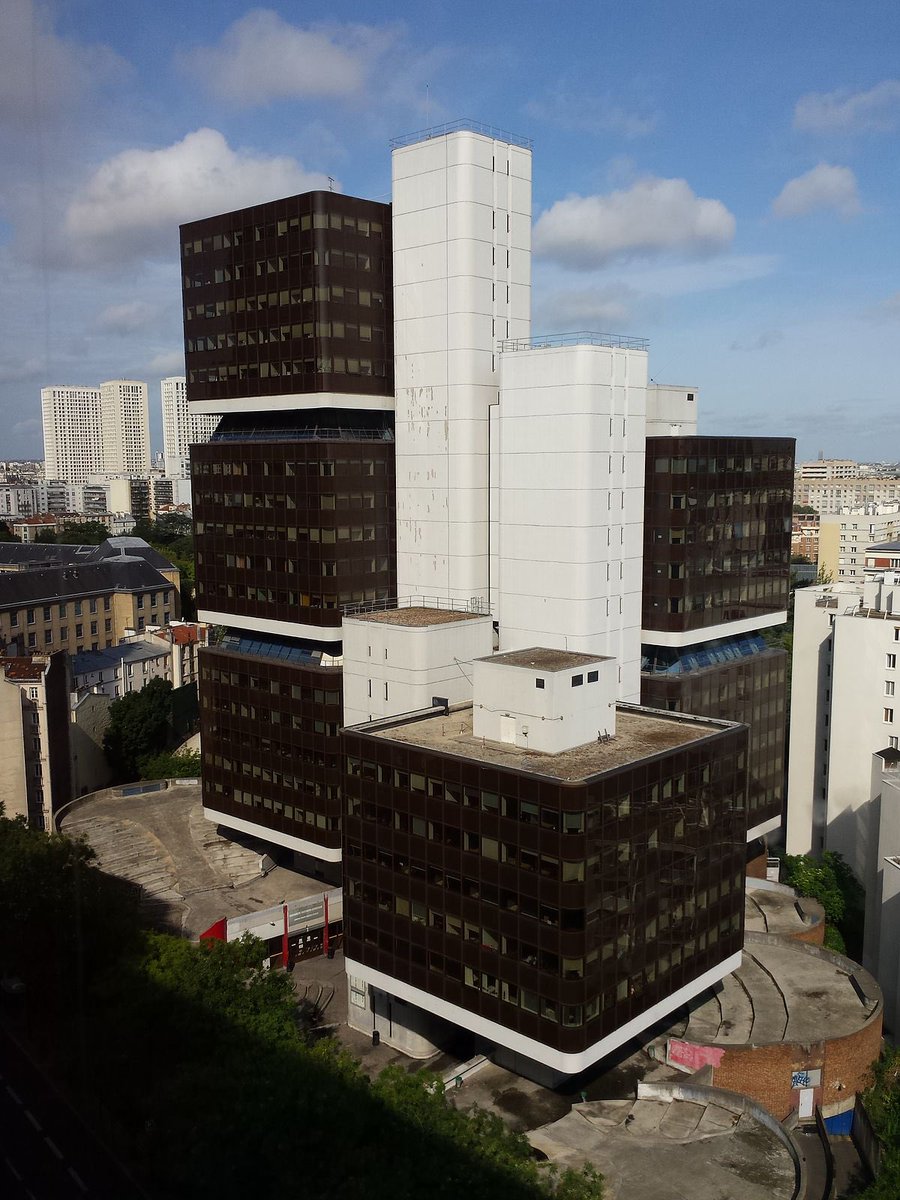 Kaatsup's tweet photo. La désillusion va être violente et je parle en connaissance de cause 😭

Bienvenue à La ✨Sorbonne✨ https://t.co/t9Bn3sM7xH
