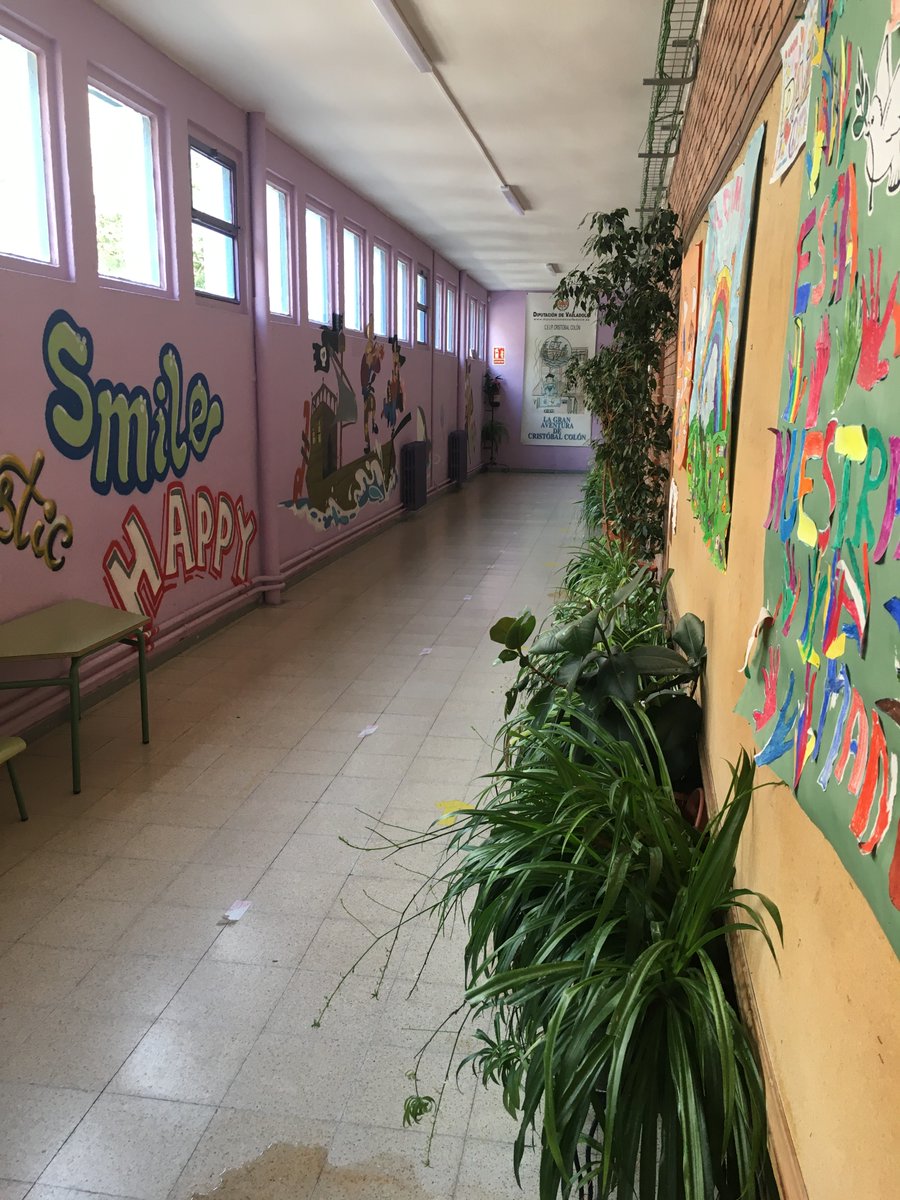 Y el jueves, todavía por Valladolid, visitamos el proyecto <a href="/PajarillosEduca/">Pajarillos Educa</a>
Impresionad@s de la fuerza de este proyecto pedagógico y de integración basado en la renaturalización de los patios……….
Pongamos lo importante en valor.....
#PatiosXelClima
#CambioClimático