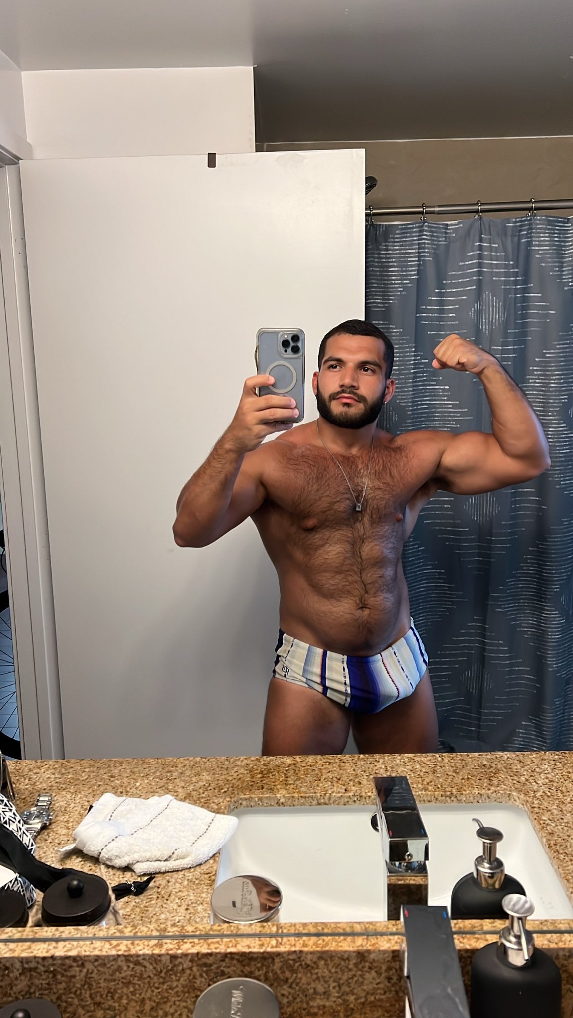 🐻🔥 https://t.co/aHWIefdPLl