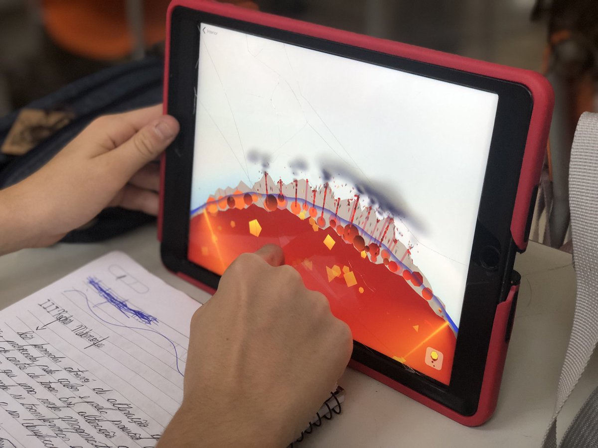 PROJETO GEOLOGIA (Educação &amp; Tecnologia )
—> Identificando o metamorfismo das rochas.
—> Compreendendo as Teorias da Deriva Continental e Tectônica das Placas - Das evidências às constatações científicas.