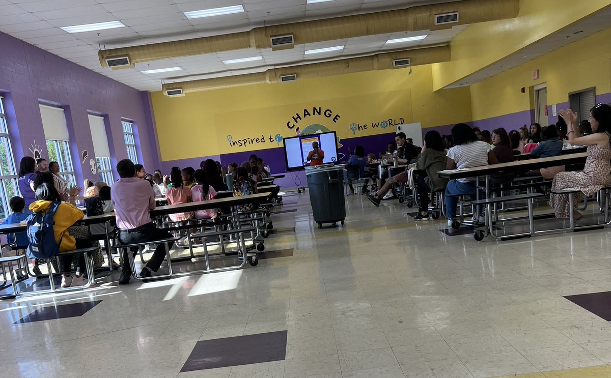 MNPS Social Workers tweet media