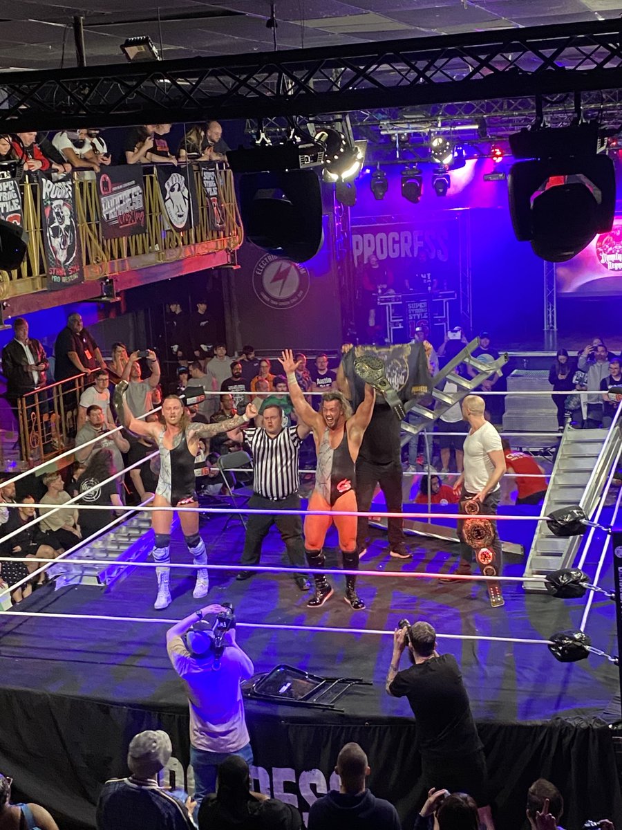 Davesewell04's tweet image. Dark times as ⁦@CSterlingPro⁩ ⁦@NickRileyPro⁩ join #SpikeTrivet as ⁦@ThisIs_Progress⁩ champions ⁦@BullitBenno⁩ for the Atlas belt?