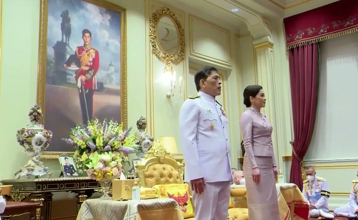 สลิ่มปกป้อง​สถาบัน​🇹🇭👑 tweet media