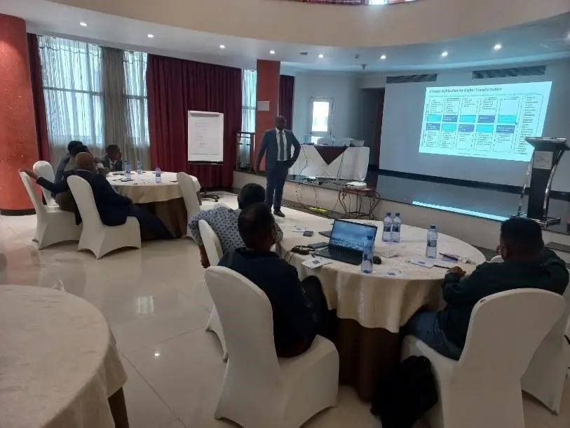 HelixInstitute's tweet photo. Inclusive #digitalfinancial services are key to bridging the access gap. Through our partnership with the @AllianceDFA, we'll strengthen networks, build capacity, &amp; create thought leadership to support #DigitalFinance’s growth. Watch this space. @anupsinghaks @GrahamANWright https://t.co/DxHDgOUmeZ