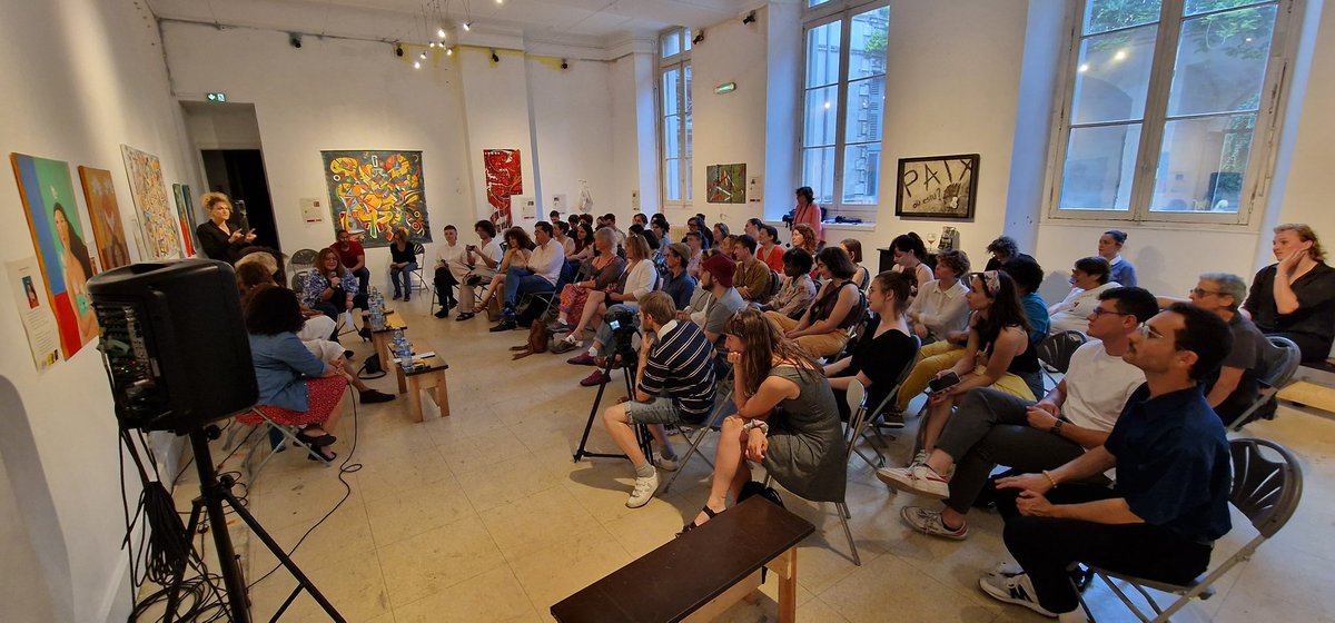 Début "Femmes #LBTQ élues en politique" avec <a href="/monica_benicio/">Monica Benicio</a> 🇧🇷 , <a href="/CAMARAMlissa2/">Mélissa CAMARA</a> et <a href="/Cau_Marie_/">Cau Marie</a> Dans le cadre de la #salc2023 et #MoisDesFiertés 2023 à #Bordeaux. <a href="/Bordeaux/">Bordeaux</a> <a href="/gironde/">Gironde</a> <a href="/NvelleAquitaine/">Nouvelle-Aquitaine</a> <a href="/LeGirofard/">Le Girofard</a> @cpapinbdx @Ecolaw2 <a href="/anderson_pnh/">Anderson</a> @OEscots <a href="/PhBastelica/">Philippe Bastelica</a> <a href="/francediplo/">France Diplomatie 🇫🇷🇪🇺</a>