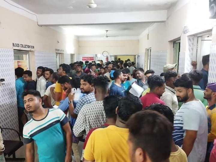 These are local people gathered in Baleshwar Hospital to donate blood for needy people
#Baleswar
#Trainaccident