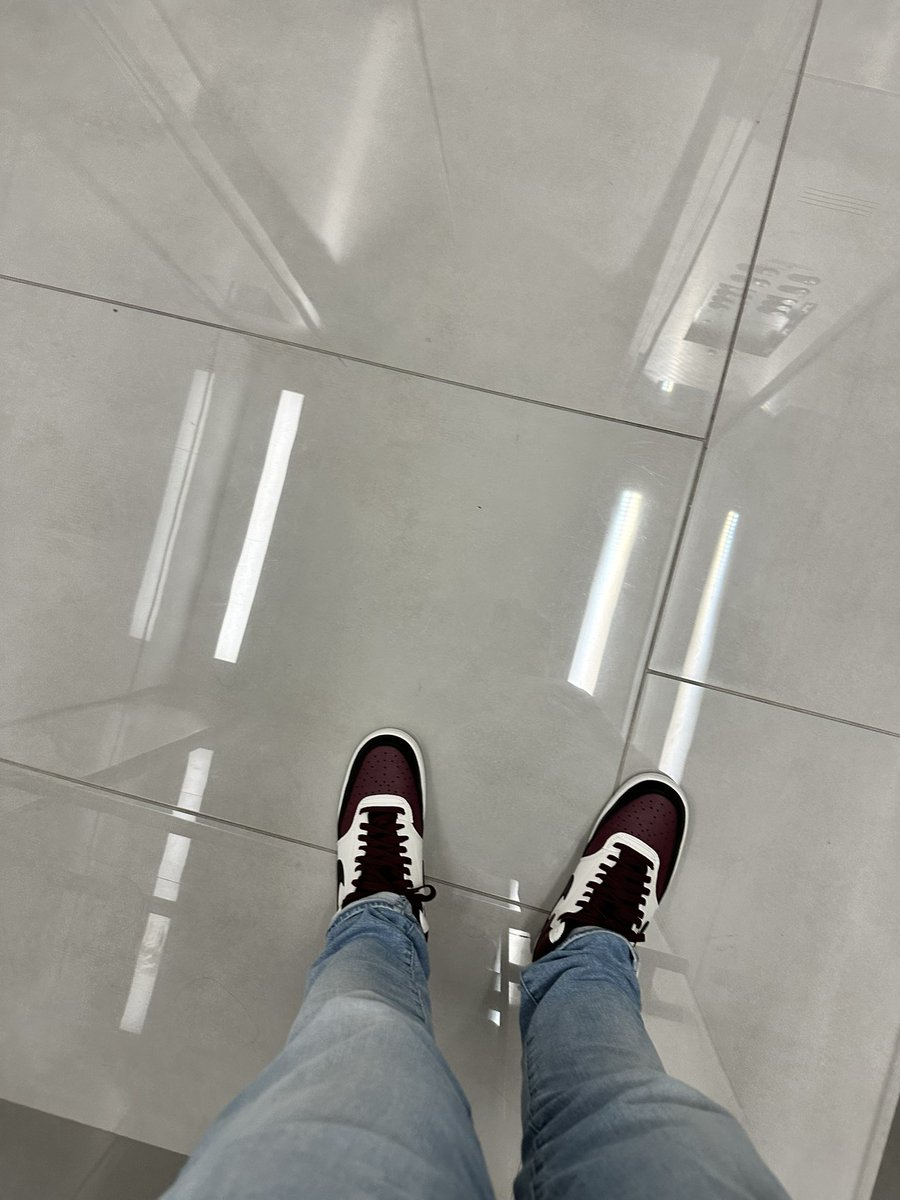 Style scenario - hanging out with <a href="/ConradMadsen/">Conrad Madsen, SIOR 🌵</a> for a bit.