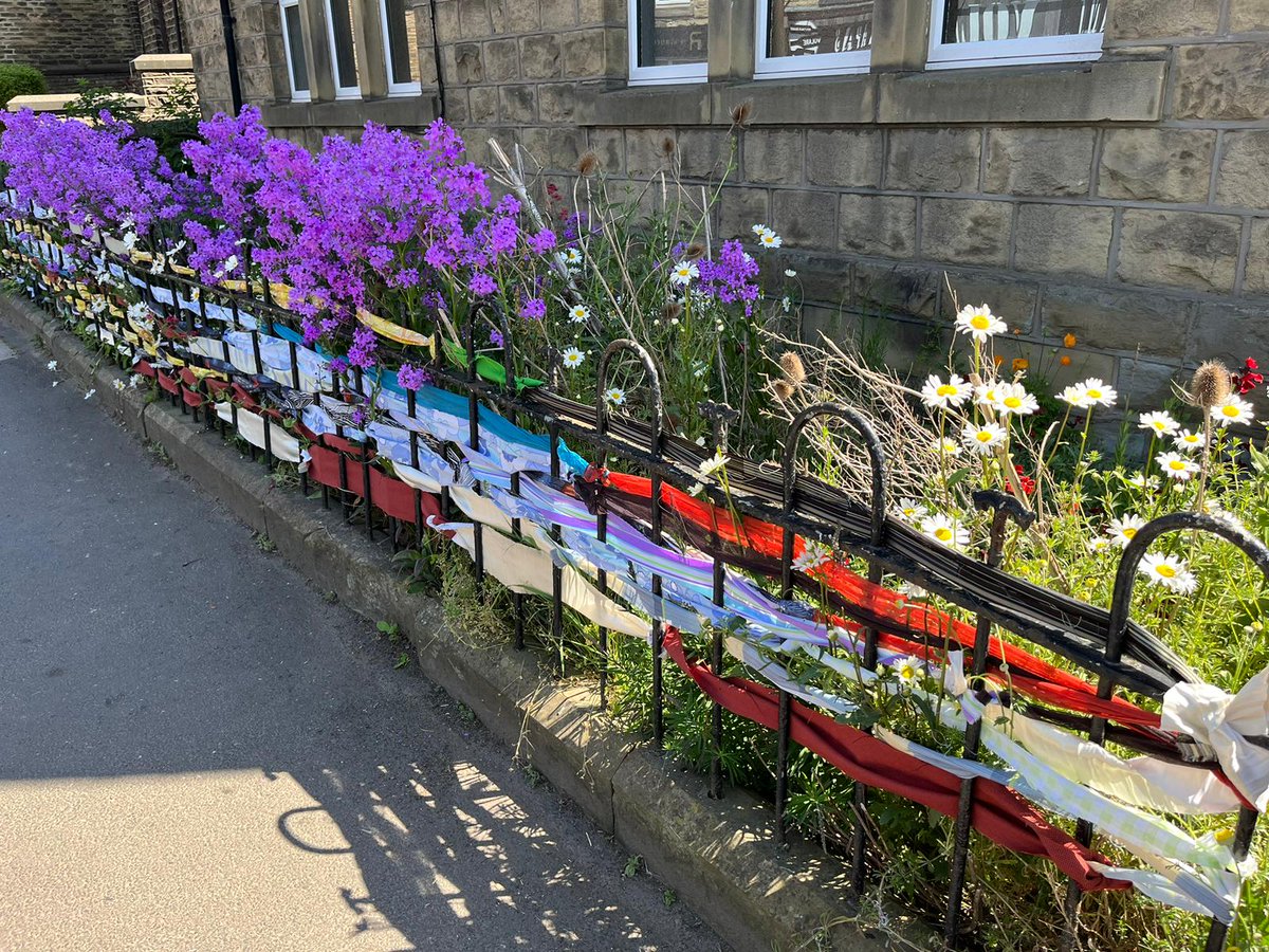 WOVEN 2023 begins tomorrow! ☀🌿🥳

Lots of lovely people have been out all day preparing and the whole of Kirklees is starting to be covered in wool, yarn, and material! With a packed programme we can’t wait to jump right in!
See you tomorrow from 11am for STRUT in Dewsbury.