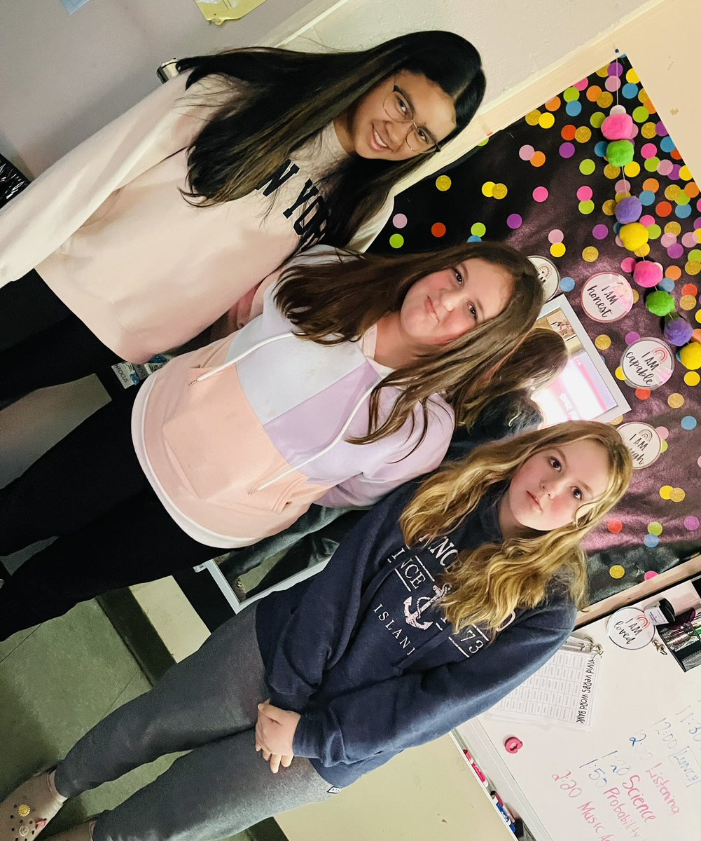 Melissa Connors tweet media