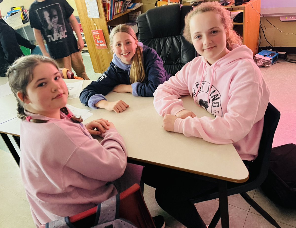 Melissa Connors tweet media