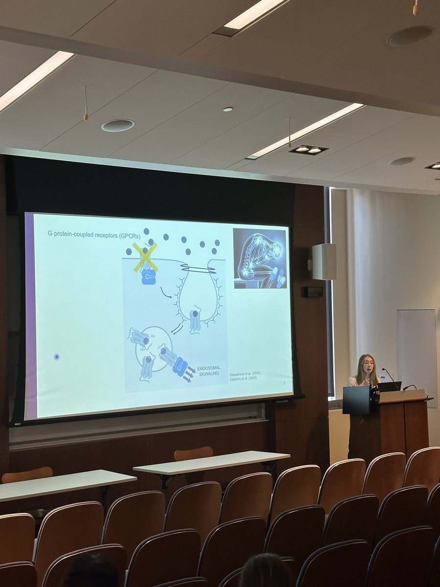 AMPIRS2024 (@ampirsnyu) on Twitter photo Exploiting drug delivery methods to target subcellular CGRP-induced signalosomes in pain. Chloe <a href="/ChloePeach_PhD/">Dr. Chloe Peach</a> from Nigel Bunnett lab! #ampirs2023 Exploiting drug delivery methods to target subcellular CGRP-induced signalosomes in pain. Chloe <a href="/ChloePeach_PhD/">Dr. Chloe Peach</a> from Nigel Bunnett lab! #ampirs2023