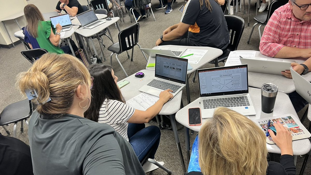 Crystal Olson tweet media