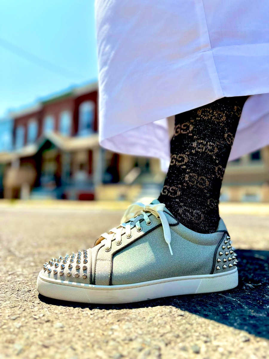 abuamiraah's tweet image. Something light and bright for the day ✨☀️✨ #redbottoms #spikelife  Friday the best day of the week #KOTD