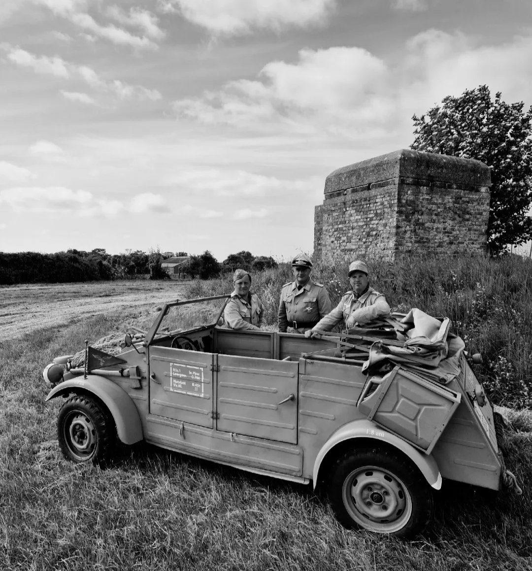 Posing with our Kubelwagen 'Greta'

🚫 NON POLITICAL 🚫 

#Kubelwagen #Fallschirmjäger #Luftwaffe #reenacter #reenacters #ww2reenactment 
#blackandwhitephoto