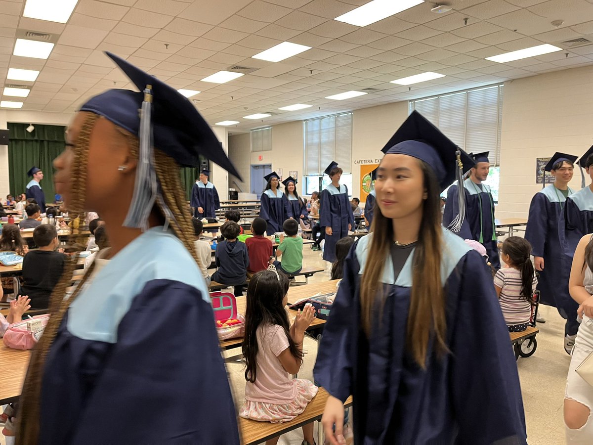 Daria Taylor tweet media