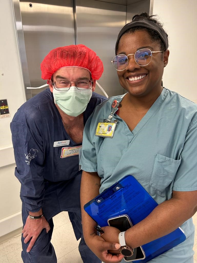AtriCureCEO's tweet photo. The 150th patient in the ICE-AFIB clinical trial was treated at the University of Michigan last week by Dr. Matthew Romano and Dr. Steven Bolling. Congrats to all, including lead PI @DrNivAd! #clinicaltrials #Afib
@UMichCTSurgery
@UMichSurgery https://t.co/81VLR1TZ0q