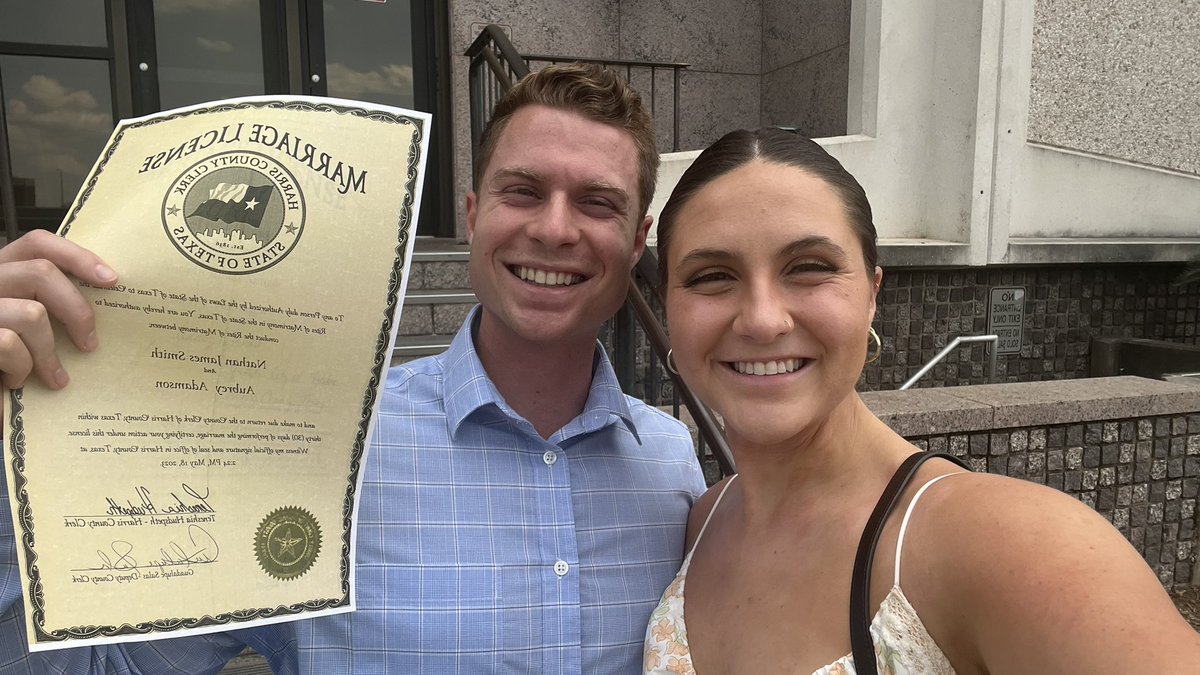 aubadamson's tweet photo. I have a confession….. I got married yesterday  🧡🤍 hehe party in 9 days!!!! https://t.co/ickTfiKjDO