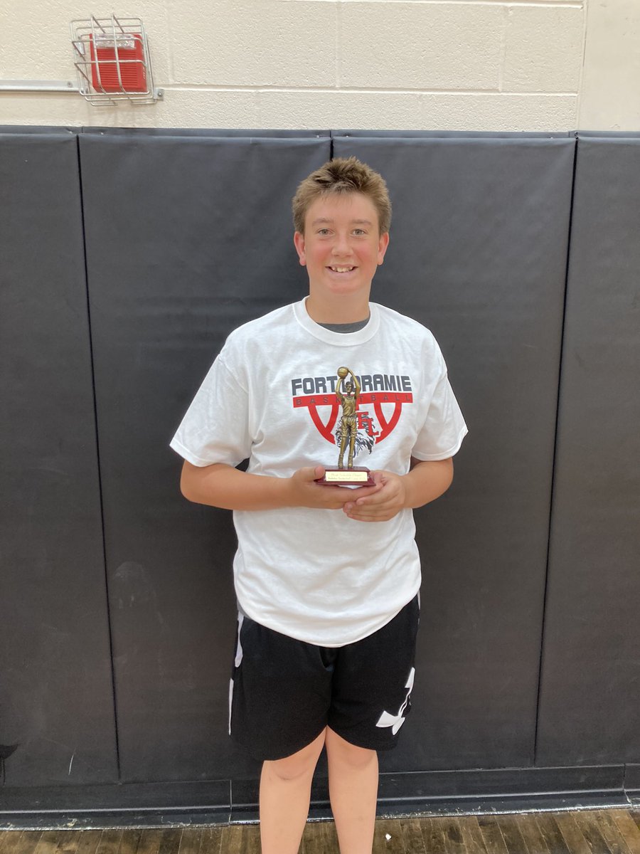 loramiebball's tweet photo. 6th - 8th Grade Session:

Free Throw Champ - Camden Aselage
Hot Shot Champ - Cooper Barhorst
3on3 Champs - Braylen McCumber, Cooper Barhorst, Westin Glass, Tanner Eilerman, Evan Meyer, Max Barhorst 
Camp MVP - Drew Bergman https://t.co/TuvNUIFUKN