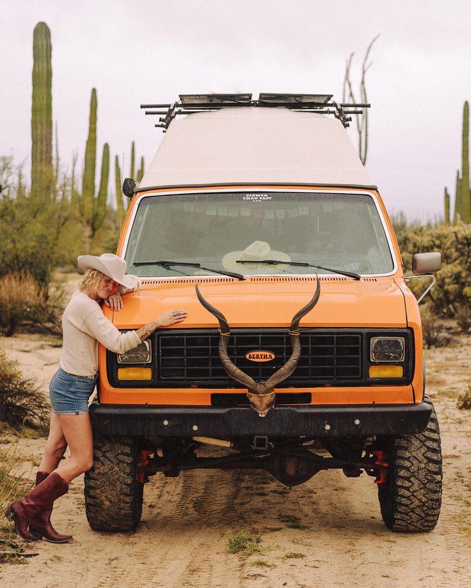 KumhoTireUSA's tweet photo. spotted: Briana Madia living her best life with bertha 🌵 #KumhoTire

Photo by IG: briannamadia
#RoadVenture #MT71 https://t.co/npAyQiuU4E