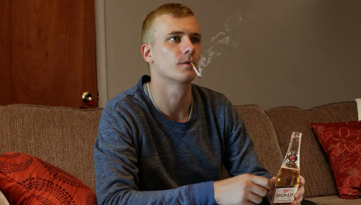 TheOnion's tweet photo. Washed-Up Former Spelling Bee Champion Sitting In Front Of TV Sadly Mouthing Along With Scripps Contestants https://t.co/FaU0a6yG14 https://t.co/JhQYsg3bxo