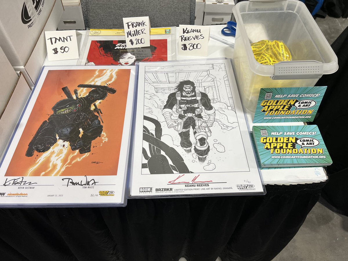 GAppleCAF's tweet photo. Prints are gong fast now at @PhxFanFusion in AZ at BOOTH 1876! 🔥 Board Member @atomicmike is representing. He 2 #KeanuReeves left, 3 #tmnt @kevineastman86 and one CGC graded @FrankMillerInk x @tulalotay print and great comics and “keys” to buy now thru Sunday! Thanks Mike 🙏 https://t.co/Gnr7Ikj2FC