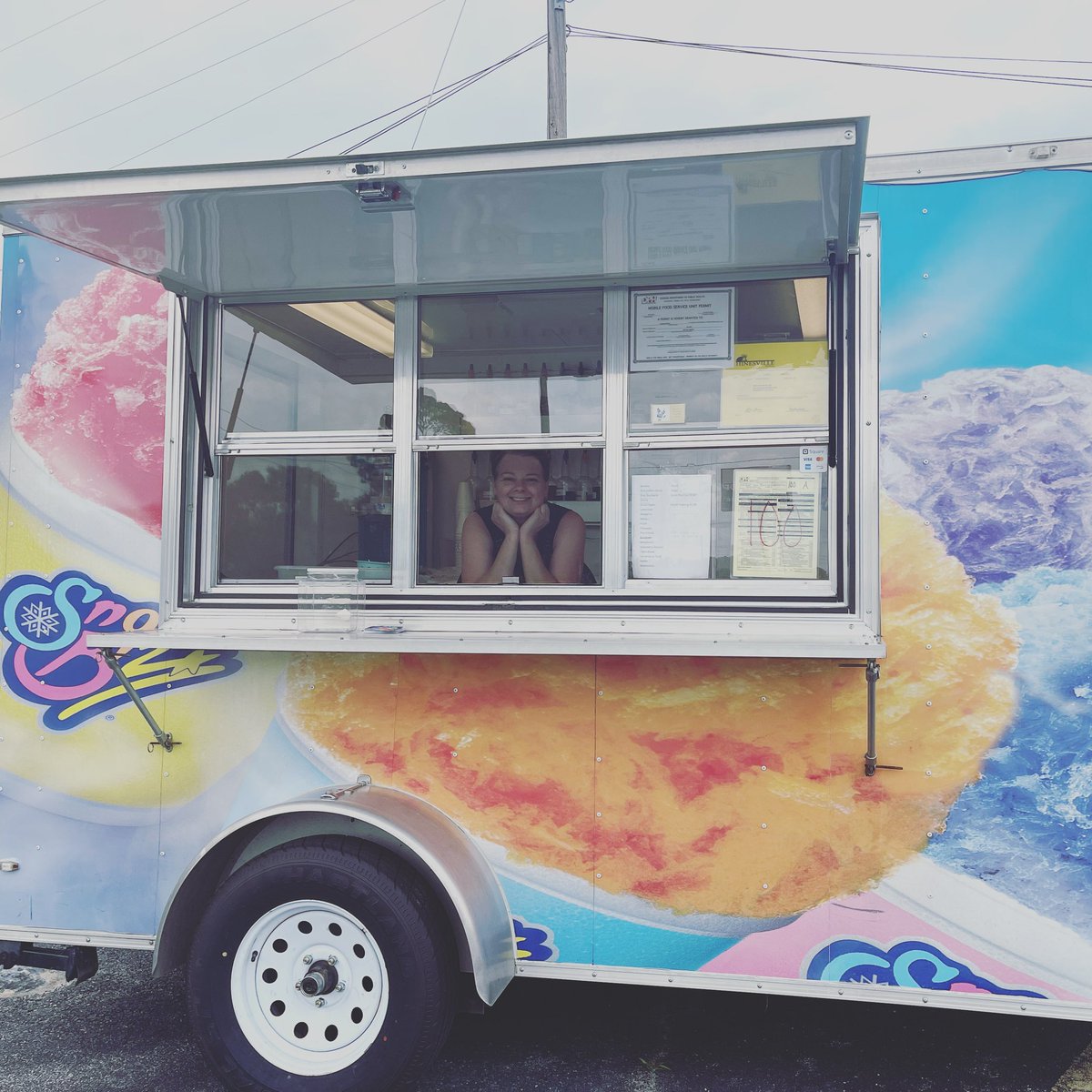 greenlotusdream's tweet image. Ms. Amanda from Sno Biz is HERE until 6pm…ish!! Come shop our sale this weekend and grab some shaved ice! We recommend the Butter Beer flavor 🤤

#snobiz #shavedice #sale #community #hinesville #fortstewart #shopsmall #supportadream #greenlotusdreams