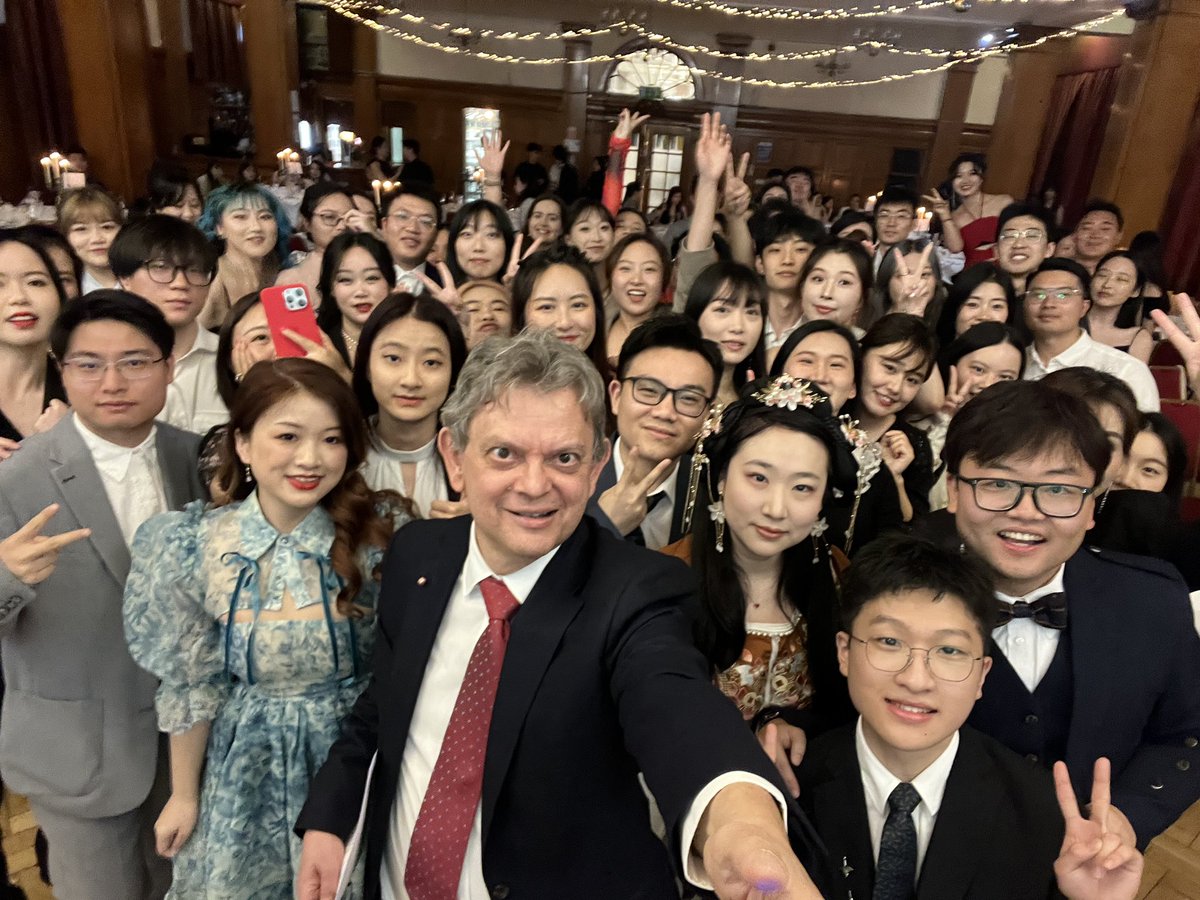 GlasgowCSSA (@gcssa2) on Twitter photo Tonight <a href="/UofGVC/">Anton Muscatelli</a> joined us at our 2023 Graduation Ball <a href="/GUUnion/">Glasgow University Union</a> with <a href="/GUSRC_President/">Pablo Morán Ruiz</a> to celebrate the graduation of Chinese students of class 2022/23. Look at those happy faces with a promising future! Tonight <a href="/UofGVC/">Anton Muscatelli</a> joined us at our 2023 Graduation Ball <a href="/GUUnion/">Glasgow University Union</a> with <a href="/GUSRC_President/">Pablo Morán Ruiz</a> to celebrate the graduation of Chinese students of class 2022/23. Look at those happy faces with a promising future!