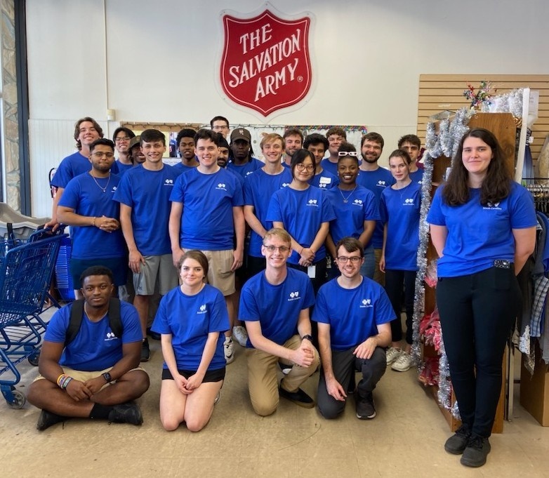 bcbssc's tweet photo. Summer #interns were introduced to our company’s #LifeAtSCBlueCross giving culture immediately.
A group of interns helped at @SalvationArmyUS stores in Columbia. Another group volunteered with @SeniorRes_SC hosting games for local seniors. https://t.co/RoxDbLMAUc