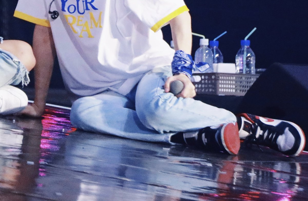 SleepWellyep30's tweet photo. 230602

😛

#엔시티드림 #nctdream #CHENLE #천러 #钟辰乐
#InYour7DREAM_DAY2
#THEDREAMSHOW2_In_YOUR_DREAM https://t.co/CcZESr06ub