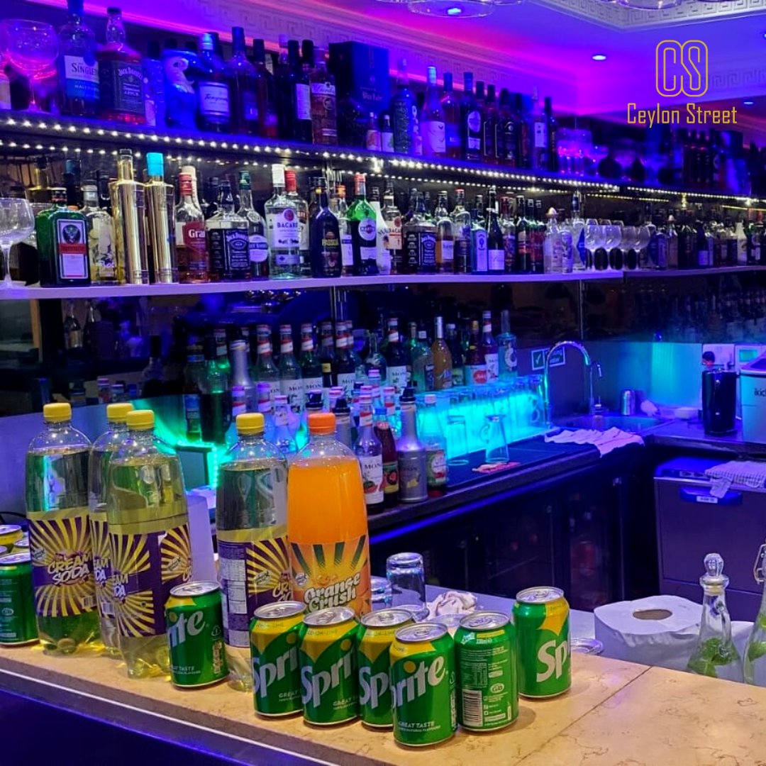 CeylonStreet's tweet photo. Our cocktail bar is a haven for connoisseurs of fine beverages. Indulge in an array of expertly crafted cocktails, premium spirits, and a variety of libations that will satisfy even the most discerning palate. 🍾🥃🍸 

#ceylonstreet #ilford #sevenkings #southindian https://t.co/aQEsPUsb9H