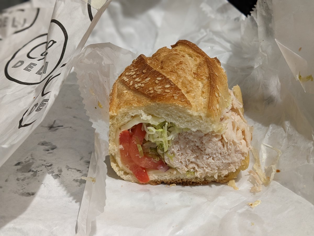 I just discovered @capodeli thanks to @BigSchlim @adorkandherfork. 

These submarine sangwiches are absolute fire. Got 2 turkeys off @UberEats for the price of one! #WashingtonDC #Foodie #DCFoodie