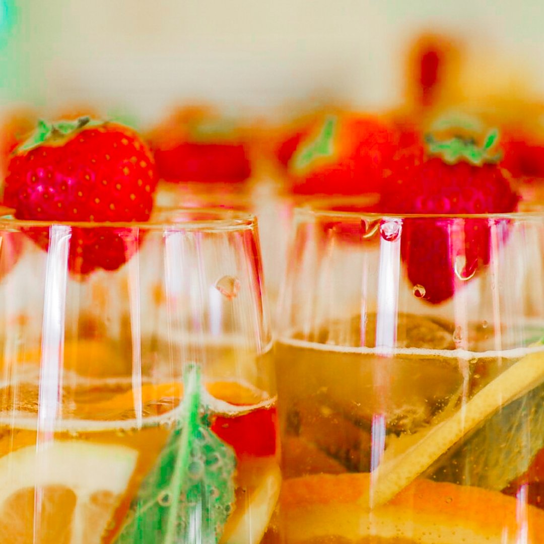 If you haven’t booked your summer party yet and are looking for a great venue in the City of London, then Life’s Kitchen has the perfect solution.

Call us on 020 7248 1163 to find out more.

#summerparty #summerevent #corporateparty #londonevents #venueslondon #food #fun #party