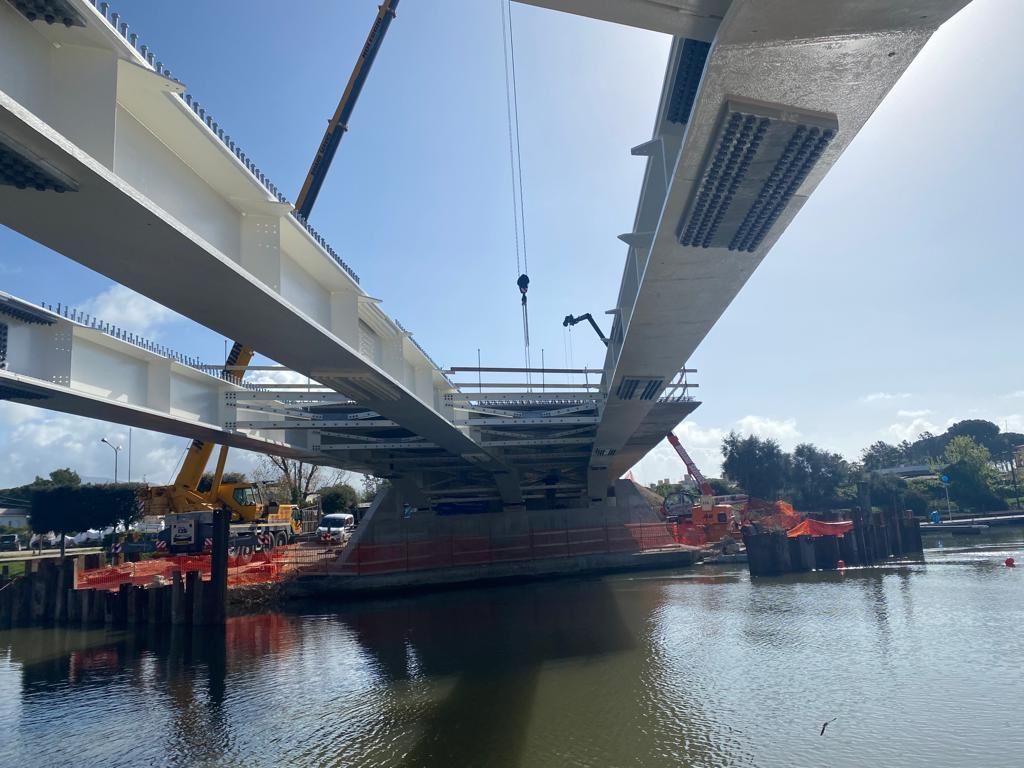 Techprojectsrl's tweet image. 28/04/2023 Interventi di manutenzione straordinaria del ponte sul Fiume Badino lungo la S.S. Pontina techproject.it/aeroporto-sale…