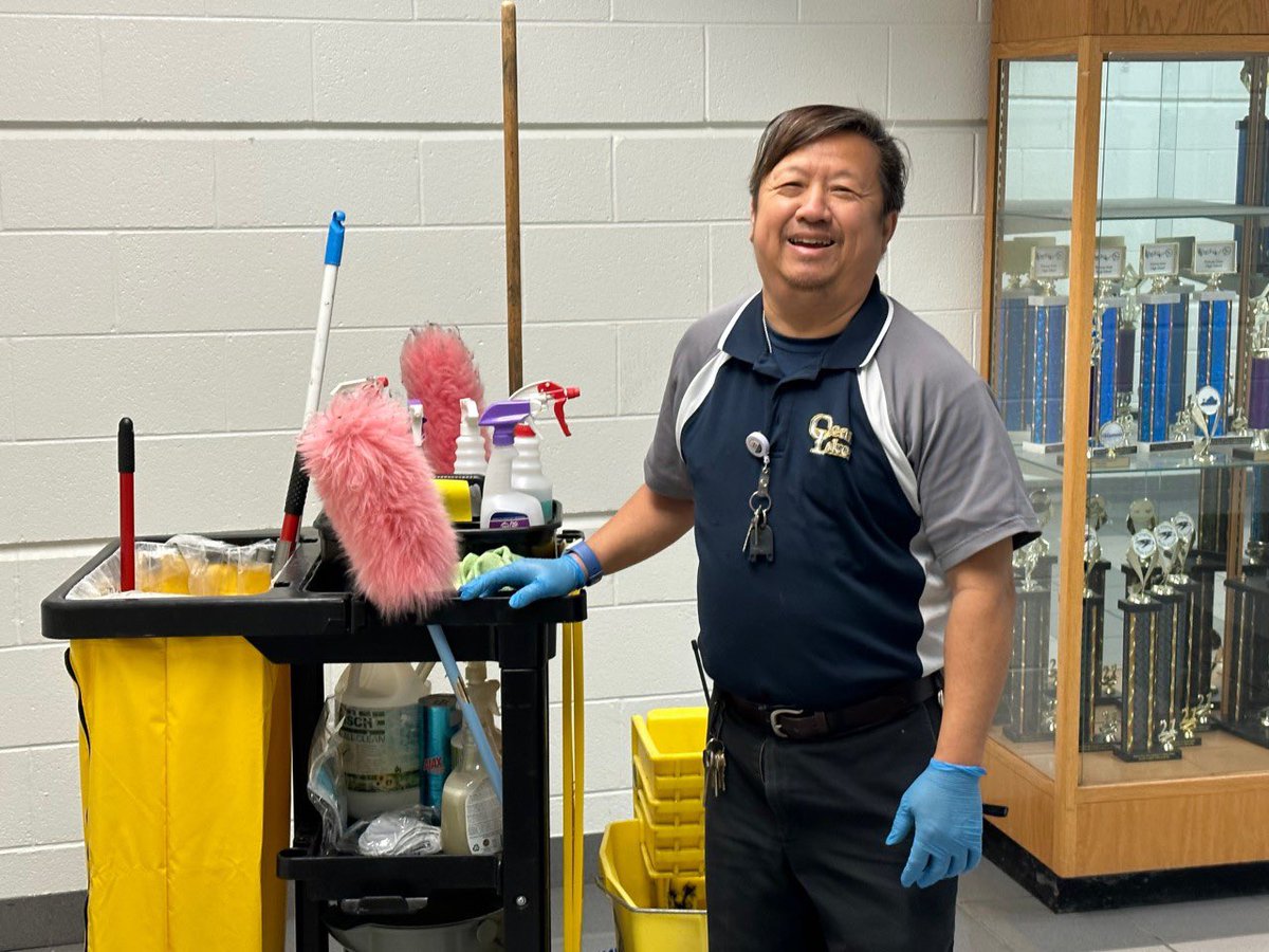 vbschools's tweet photo. Custodian escapes Vietnam War as a child, brings kindness to the hallways of Ocean Lakes High. Read The Core story here: https://t.co/0CtUf7pM4G https://t.co/7JlTtEz3fX