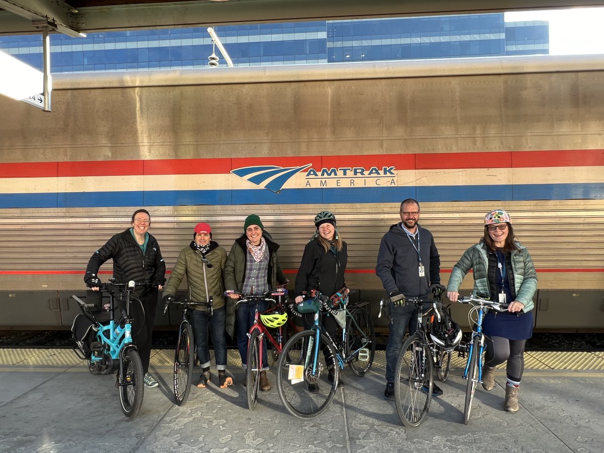 With the East Coast Greenway Alliance playing a key role, the Amtrak Bike Task Force aims "to make travel by train with a bike more seamless than ever" - and the task force seeks input on where Amtrak needs improvement! 

Learn more and take the survey: bikeleague.org/take-action/po…
