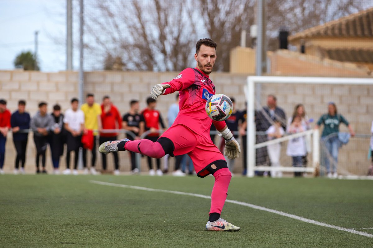 Nuestros jugadores Ketchup y Juanma Conesa nominados en la tabla de finalistas #PasionDeportiva de <a href="/treceraG13/">Trecera.com ⚽️</a>.
¡Enhorabuena 🦁🦁🦁!