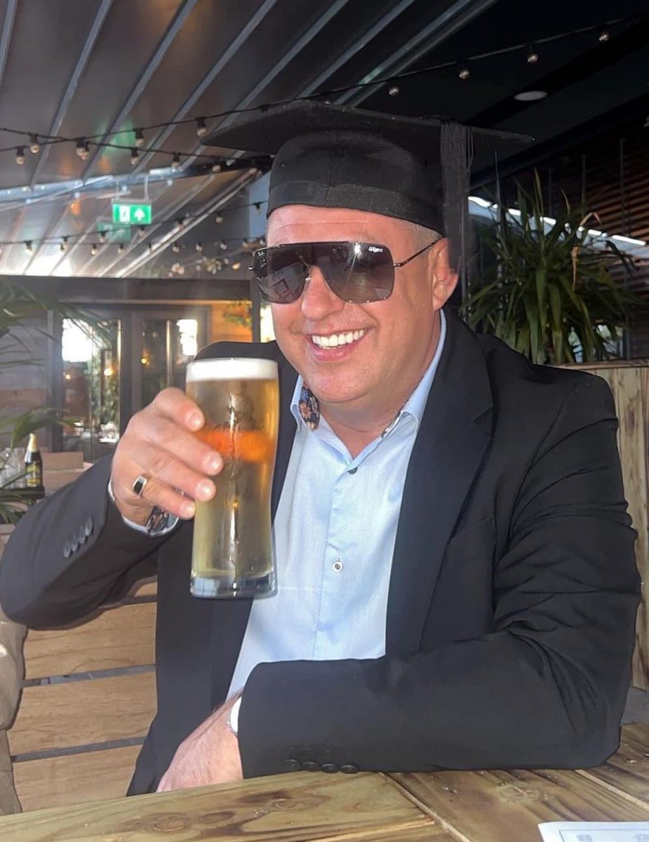 Larry Santo tweet media