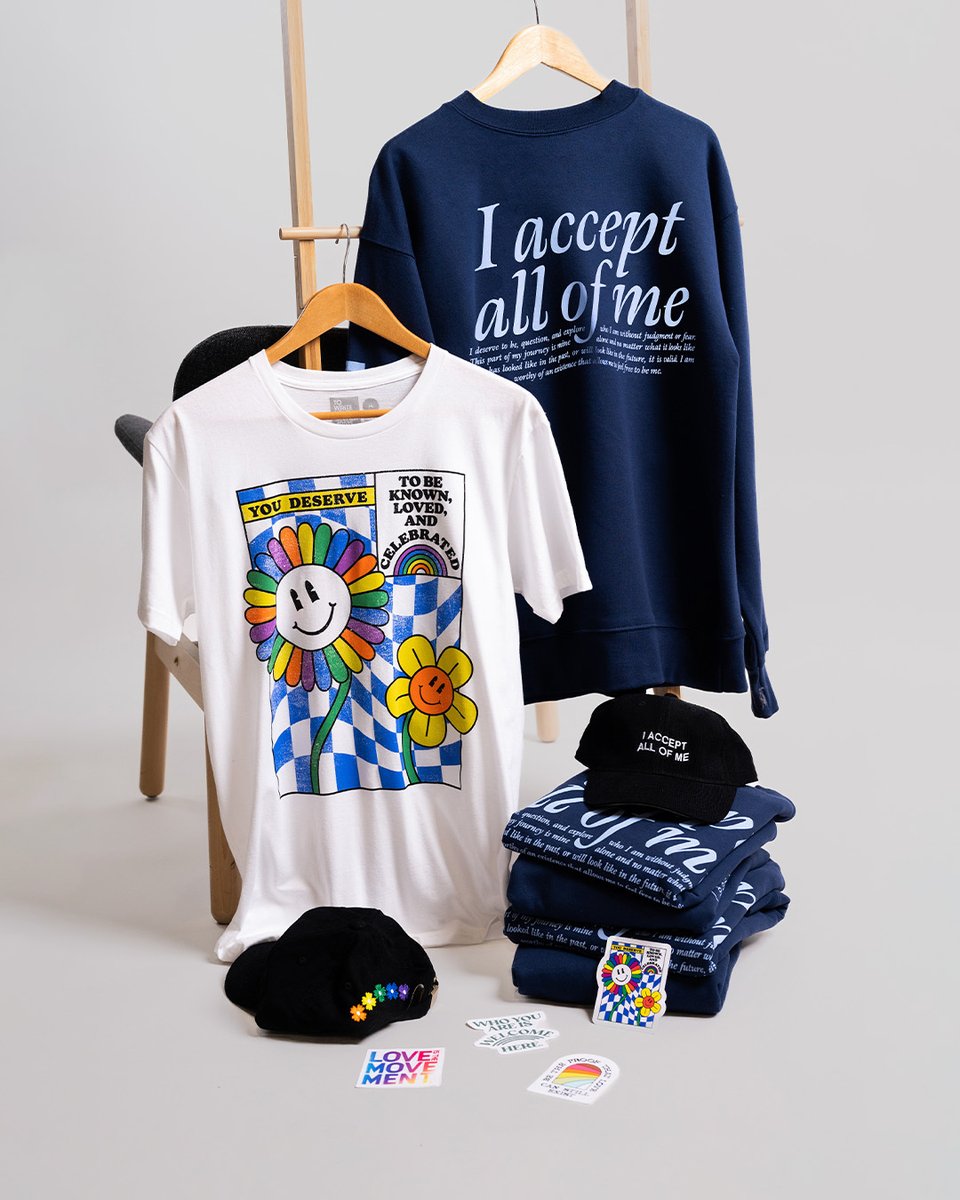 TWLOHA's tweet photo. We gift grants to LGBTQIA+ organizations &amp; therapists year-round to support them in providing licensed mental health care for individuals, group therapy &amp; crisis hotlines. Purchases from this Pride collection increase the impact of these grants.

Shop now: https://t.co/kKLow7jnPZ https://t.co/dqalH0ThW6